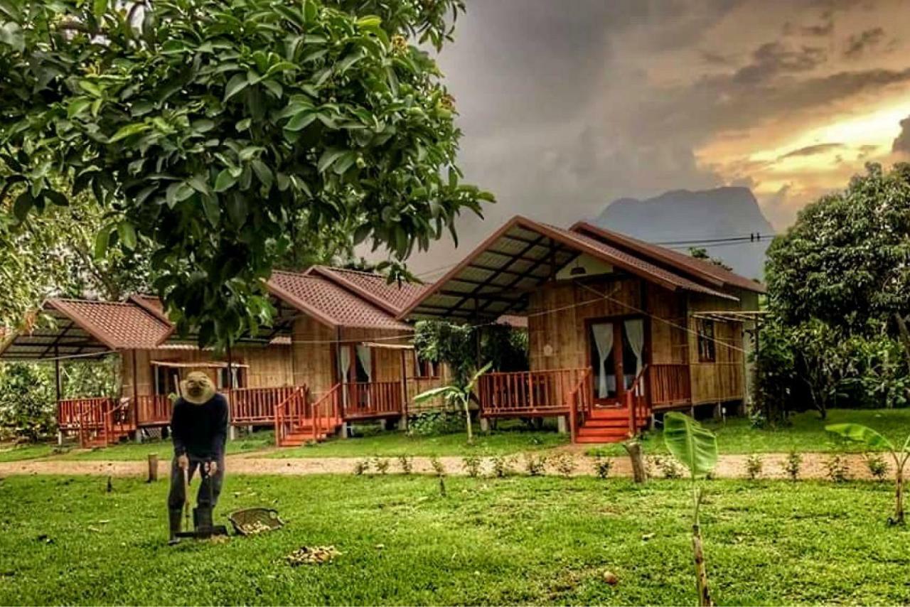 Chiang Dao Reset Hotel Exterior photo